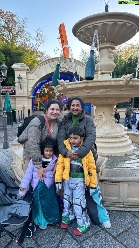 Raadhika Sarathkumar Instagram - Visited @disneylandparis with @rayanemithun and then with #rahhulsarath now with #tarak and #radhya , the smile and excitement and how children connect to the land of happiness is incredible! Thank you @gtholidays.in for planning this trip for us, and making it special, we go back with lots of lovely memories ❤️