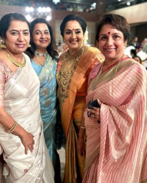 Raadhika Sarathkumar Instagram - Wedding time of @karthika_nair9 with Rohit , daughter of @radhanair_r and Rajsekaran, with the loyal 80s to add to the laughter and give love @suhasinihasan @chiranjeevikonidela @poonam_dhillon_ @poornimabhagyaraj @apnabhidu @menaka.suresh @sujataavijaykumar @revathyasha a beautiful and superbly organised wedding, enjoyed the warmth and love.❤️❤️❤️❤️❤️❤️