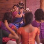 Rachana Narayanankutty Instagram – In front of the charming Ganesha idol, children enthusiastically interact with the context, learning through the intricacies of hand gestures, how to represent Ganesha. It is through these practices that a vast world of expression and communication opens up in Srishti Centre for Arts and Culture. @srishtibyrachana 

 ആകർഷകമായ ഗണപതി വിഗ്രഹത്തിന് മുന്നിൽ, കുട്ടികൾ ആവേശത്തോടെ സന്ദർഭവുമായി ഇടപഴകുന്നു, ഗണപതിയെ എങ്ങിനെ ഒക്കെ അവതരിപ്പിക്കാം എന്നു കൈ ആംഗ്യങ്ങളുടെ സങ്കീർണ്ണതകളിലൂടെ പഠിക്കുന്നു, സൃഷ്ടിയിൽ ആവിഷ്കാരത്തിന്റെയും ആശയവിനിമയത്തിന്റെയും വലിയ ഒരു ലോകം തുറക്കുന്നത് ഈ പരിശീലനങ്ങളിലൂടെ ആണ്. 
PC @gokuldas.ks Thank you 🙏🏼 #rachananarayanankutty #srishtibyrachana #handgestures #ganesha #learning #dance #indianclassicaldance