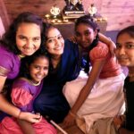 Rachana Narayanankutty Instagram - My Happiness 💙🌈🙏🏼 My little world 🤍 Happy children’s day from us @srishtibyrachana and Srishti’s Mukula Batch. Medha, Anjana, Aadhya, Jhanvi … I hope your art would mould you as a great human being. Much love ❤️ Missed you Vaiga, Vava, Paru and all tiny tots of Srishti. PC Thank you @gokuldas.ks #srishti #srishtibyrachana #mykids #mytreasure #dancer #dancerlife #rachananarayanankutty