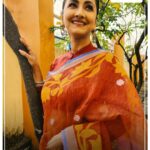Rachna Banerjee Instagram - The fascinating Muslin in this deep orange hue is a beauty in its own right and will brighten up the days towards any occasion.This traditional weave of muslin originating from Bengal is almost glossy, silky and ultra-light and it's texture is renowned all over the world! 🌏Myth: Muslin originates from the Iragi city of Mosul.✅️সঠিক তথ্য: মসলিন শাড়ি আসলে বাংলার বয়ন শিল্পের ঐতিহ্য! 🛒#ShopNow from Rachna's Creation! 🟢শাড়ি টাইপ : রেশম সুতোর মসলিন শাড়ি 🙌🏻Care: Dry Clean 📲𝐖𝐡𝐚𝐭𝐬𝐚𝐩𝐩 𝐨𝐧 𝟗𝟖𝟑𝟏𝟎𝟑𝟓𝟔𝟔𝟕 𝐭𝐨 𝐨𝐫𝐝𝐞𝐫 # #Fashion #Saree #IndianAttire #EthnicWear #EthnicAttire #Traditional #Fashionista #Style #StayStylish #StayFashionable #StyleStatement #OrderNow #BuyNow #Entrepreneur #Shopping #OnlineShopping #silk #fashion #potd #ootd #ootdfashion #likeforlikes #lifestyle #india # #Instagram #muslin #Bengalfabric #Bengalweave #resham