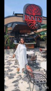 Rachna Banerjee Instagram - Be happy in life no matter whatever comes in  to pull you down....

#RachnaBanerjee #entrepreneur #actor#life #happiness #happymoments #fun #happylife #nonegativity #positvevibes #livelifetothefullest #metime❤️