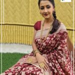 Rachna Banerjee Instagram - সিল্ক জামদানি - একটা অন্যরকম ভালোবাসা - it fits any occasion! Rachna's Creation presents to you an exclusive Silk Jamdani drape! অনলাইন অর্ডার করুন আজকেই 𝐒𝐢𝐥𝐤 𝐉𝐚𝐦𝐝𝐚𝐧𝐢! 𝐖𝐡𝐚𝐭𝐬𝐚𝐩𝐩 𝐨𝐧 𝟗𝟖𝟑𝟏𝟎𝟑𝟓𝟔𝟔𝟕 𝐭𝐨 𝐨𝐫𝐝𝐞𝐫. #RachnaBanerjee #RachnasCreation #Fashion #Saree #fashion #saree #womenswear #shopnow #ordernow #buynow #Silk #Jamdani #Heritage #traditional #indianwear #traditionalattire #Bengal #WeavesOfBengal #Shopping #lifestyle #outfit #ootd #ootdfashion #fashionforward #fashionistas #design #exclusive #instagram #saturday #weekend