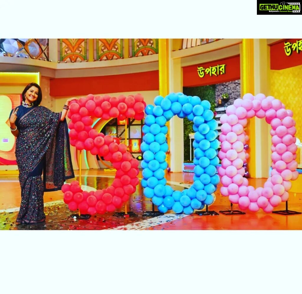 Rachna Banerjee Instagram - Today was a big day... Completed 500 episode of Didi No 1 SEASON 9 Thank you Almighty for showering me with so much of love n blessings Thanks to my fans for your support and good wishes. #RachnaBanerjee #actress #entrepreneur #didino1 #zeebangla #zeetv #love #fans #popular #bond #show #instagood #instadaily #instagram #instalike #likesforlike #like #likeforfollow #likes #followforfollowback #follow #memories