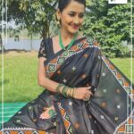 Rachna Banerjee Instagram - Exquisite elegance meets intricate craftsmanship. Embrace the rich heritage and grace of embroidery! Grab this gorgeous 𝐊𝐚𝐭𝐚𝐧 𝐒𝐢𝐥𝐤 𝐰𝐢𝐭𝐡 𝐢𝐧𝐭𝐫𝐢𝐜𝐚𝐭𝐞 𝐆𝐮𝐣𝐫𝐚𝐭𝐢 𝐒𝐭𝐢𝐭𝐜𝐡! 𝐖𝐡𝐚𝐭𝐬𝐚𝐩𝐩 𝐨𝐧 𝟗𝟖𝟑𝟏𝟎𝟑𝟓𝟔𝟔𝟕 𝐭𝐨 𝐨𝐫𝐝𝐞𝐫. #RachnaBanerjee #RachnasCreation #actor #entrepreneur #Fashion #Saree #WeddingCollection #fashion #saree #womenswear #kolkata #mumbai #delhi #chennai #bangalore #hyderabad #joy #KatanSilk #Silk #IndianWeaves #WeavesOfIndia #IndianAttire #GujratiStitch #Embroidery