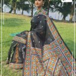 Rachna Banerjee Instagram - Exquisite elegance meets intricate craftsmanship. Embrace the rich heritage and grace of embroidery! Grab this gorgeous 𝐊𝐚𝐭𝐚𝐧 𝐒𝐢𝐥𝐤 𝐰𝐢𝐭𝐡 𝐢𝐧𝐭𝐫𝐢𝐜𝐚𝐭𝐞 𝐆𝐮𝐣𝐫𝐚𝐭𝐢 𝐒𝐭𝐢𝐭𝐜𝐡! 𝐖𝐡𝐚𝐭𝐬𝐚𝐩𝐩 𝐨𝐧 𝟗𝟖𝟑𝟏𝟎𝟑𝟓𝟔𝟔𝟕 𝐭𝐨 𝐨𝐫𝐝𝐞𝐫. #RachnaBanerjee #RachnasCreation #actor #entrepreneur #Fashion #Saree #WeddingCollection #fashion #saree #womenswear #kolkata #mumbai #delhi #chennai #bangalore #hyderabad #joy #KatanSilk #Silk #IndianWeaves #WeavesOfIndia #IndianAttire #GujratiStitch #Embroidery