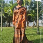 Rachna Banerjee Instagram – Crafted from silk cocoons, a Gicha silk is a classic weave that is a must in every wardrobe. Grab this exquisite 𝐆𝐢𝐜𝐡𝐚 𝐓𝐮𝐬𝐬𝐚𝐫 𝐒𝐚𝐫𝐞𝐞 curated by Rachna’s Creation today!
𝐖𝐡𝐚𝐭𝐬𝐚𝐩𝐩 𝐨𝐧 𝟗𝟖𝟑𝟏𝟎𝟑𝟓𝟔𝟔𝟕 𝐭𝐨 𝐨𝐫𝐝𝐞𝐫.

#RachnaBanerjee #RachnasCreation #actor #entrepreneur #Fashion #Saree  #WeddingCollection #fashion #saree #womenswear #kolkata #mumbai #delhi #chennai #bangalore #hyderabad #joy #Gicha #Silk #IndianWeaves #WeavesOfIndia #IndianAttire #Classics #Tussar