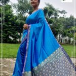 Rachna Banerjee Instagram - A Benarasi never goes out of fashion. Grab this gorgeous 𝐓𝐚𝐧𝐜𝐡𝐮𝐢 𝐛𝐞𝐧𝐚𝐫𝐚𝐬𝐢 𝐬𝐚𝐫𝐞𝐞 from Varanasi curated exclusively by Rachna's Creation! 𝐖𝐡𝐚𝐭𝐬𝐚𝐩𝐩 𝐨𝐧 𝟗𝟖𝟑𝟏𝟎𝟑𝟓𝟔𝟔𝟕 𝐭𝐨 𝐨𝐫𝐝𝐞𝐫. #RachnaBanerjee #RachnasCreation #actor #entrepreneur #Fashion #Saree #WeddingCollection #fashion #saree #womenswear #kolkata #mumbai #delhi #chennai #bangalore #hyderabad #shopnow #ordernow #buynow #Benarasi #Varanasi