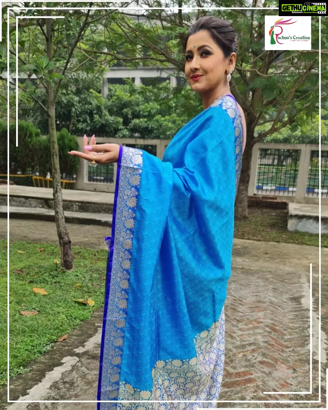 Rachna Banerjee Instagram - A Benarasi never goes out of fashion. Grab this gorgeous ๐๐๐ง๐๐ก๐ฎ๐ข ๐๐๐ง๐๐ซ๐๐ฌ๐ข ๐ฌ๐๐ซ๐๐ from Varanasi curated exclusively by Rachna's Creation! ๐๐ก๐๐ญ๐ฌ๐๐ฉ๐ฉ ๐จ๐ง ๐๐๐๐๐๐๐๐๐๐ ๐ญ๐จ ๐จ๐ซ๐๐๐ซ. #RachnaBanerjee #RachnasCreation #actor #entrepreneur #Fashion #Saree #WeddingCollection #fashion #saree #womenswear #kolkata #mumbai #delhi #chennai #bangalore #hyderabad #shopnow #ordernow #buynow #Benarasi #Varanasi