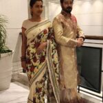 Rachna Banerjee Instagram - Sharing moments from with my most favourite actor and co-star @prosenstar 🤩 My Saree: Kantha Stitch on Tussar Saree Courtesy: Rachna's Creation 𝐖𝐡𝐚𝐭𝐬𝐚𝐩𝐩 𝐨𝐧 𝟗𝟖𝟑𝟏𝟎𝟑𝟓𝟔𝟔𝟕 𝐭𝐨 𝐨𝐫𝐝𝐞𝐫. #RachnaBanerjee #RachnasCreation #Fashion #Saree #Actor #Entrepreneur #ProsenjitChatterjee #Tollywood #Cinema #Duo #PrasenjitRachna