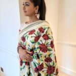 Rachna Banerjee Instagram - Sharing moments from with my most favourite actor and co-star @prosenstar 🤩 My Saree: Kantha Stitch on Tussar Saree Courtesy: Rachna's Creation 𝐖𝐡𝐚𝐭𝐬𝐚𝐩𝐩 𝐨𝐧 𝟗𝟖𝟑𝟏𝟎𝟑𝟓𝟔𝟔𝟕 𝐭𝐨 𝐨𝐫𝐝𝐞𝐫. #RachnaBanerjee #RachnasCreation #Fashion #Saree #Actor #Entrepreneur #ProsenjitChatterjee #Tollywood #Cinema #Duo #PrasenjitRachna