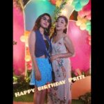 Rachna Banerjee Instagram - Priti's bday bash.... Crazy nights makes the best memories... Girls night out.... #RachnaBanerjee #entrepreneur #friendship #friends #memories #loveforever #loveforfriends❤️ #friendshipgoals #love #bdaybash🎉 #party #reelsinstagram #reelkarofeelkaro #reelkarofeelkaro♥️ #reels #reelitfeelit #instareelsindia❤️ #instadaily #instagood #instalike #likesforlike #likes #likesforlikesback