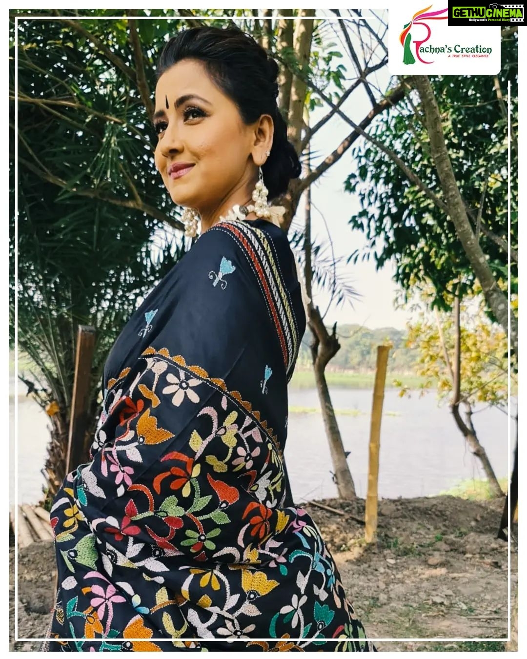 Rachna Banerjee Instagram - The premium Katan Silk, which is known as pure Banarasi silk, is the plain woven fabric made out of pure silk threads. The sheen & the durability of this smooth silk is complimented with the rich Kantha stitch augmenting the aesthetics of the 6 yards. π’ΰ¦Άΰ¦Ύΰ§ΰ§ ΰ¦ΰ¦Ύΰ¦ΰ¦ͺ : ΰ¦ΰ¦Ύΰ¦ΰ¦₯ΰ¦Ύ ΰ¦Έΰ§ΰ¦ΰ¦Ώΰ¦ ΰ¦ΰ¦°ΰ¦Ύ ΰ¦ΰ¦Ύΰ¦€ΰ¦Ύΰ¦¨ সিলΰ§ΰ¦ ΰ¦Άΰ¦Ύΰ§ΰ§ π#ShopNow from Rachna's Creation! ππ»Care: dry wash π²ππ‘πππ¬ππ©π© π¨π§ ππππππππππ ππ¨ π¨π«πππ« #RachnaBanerjee #Fashion #katansilk #kanthastitch #Saree #IndianAttire #EthnicWear #EthnicAttire #Traditional #Fashionista #Style #StayStylish #StayFashionable #StyleStatement #OrderNow #BuyNow #Entrepreneur #Shopping #OnlineShopping #fashion #potd #ootd #ootdfashion #likeforlikes #lifestyle #india #facebookpost #instagram #katansilk