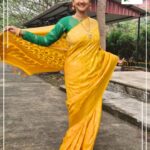 Rachna Banerjee Instagram – The adorable tanchoi benarasi sarees are gorgeous and traditional and made purely of silk. For every Puja or occasion, this is the best fit with the thread borders and the jacquard weaves
🟢History : The Tanchoi brothers from Gujarat introduced the art to the Indian weavers in Surat (Gujarat), and later the Varanasi weavers also started weaving these Sarees, in less expensive versions.
🙌🏻Care: Dry wash 📲𝐖𝐡𝐚𝐭𝐬𝐚𝐩𝐩 𝐨𝐧 𝟗𝟖𝟑𝟏𝟎𝟑𝟓𝟔𝟔𝟕 𝐭𝐨 𝐨𝐫𝐝𝐞𝐫
#RachnaBanerjee #Fashion #Saree #IndianAttire #EthnicWear #Traditional #Fashionista #Style #StayStylish #StayFashionable #StyleStatement #OrderNow  #OnlineShopping #fashion #potd #ootd #ootdfashion #likeforlikes #facebookpost #instagram #tanchoi #silk #benarasi