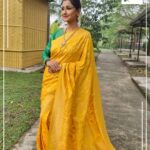 Rachna Banerjee Instagram – The adorable tanchoi benarasi sarees are gorgeous and traditional and made purely of silk. For every Puja or occasion, this is the best fit with the thread borders and the jacquard weaves
🟢History : The Tanchoi brothers from Gujarat introduced the art to the Indian weavers in Surat (Gujarat), and later the Varanasi weavers also started weaving these Sarees, in less expensive versions.
🙌🏻Care: Dry wash 📲𝐖𝐡𝐚𝐭𝐬𝐚𝐩𝐩 𝐨𝐧 𝟗𝟖𝟑𝟏𝟎𝟑𝟓𝟔𝟔𝟕 𝐭𝐨 𝐨𝐫𝐝𝐞𝐫
#RachnaBanerjee #Fashion #Saree #IndianAttire #EthnicWear #Traditional #Fashionista #Style #StayStylish #StayFashionable #StyleStatement #OrderNow  #OnlineShopping #fashion #potd #ootd #ootdfashion #likeforlikes #facebookpost #instagram #tanchoi #silk #benarasi