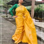 Rachna Banerjee Instagram - The adorable tanchoi benarasi sarees are gorgeous and traditional and made purely of silk. For every Puja or occasion, this is the best fit with the thread borders and the jacquard weaves 🟢History : The Tanchoi brothers from Gujarat introduced the art to the Indian weavers in Surat (Gujarat), and later the Varanasi weavers also started weaving these Sarees, in less expensive versions. 🙌🏻Care: Dry wash 📲𝐖𝐡𝐚𝐭𝐬𝐚𝐩𝐩 𝐨𝐧 𝟗𝟖𝟑𝟏𝟎𝟑𝟓𝟔𝟔𝟕 𝐭𝐨 𝐨𝐫𝐝𝐞𝐫 #RachnaBanerjee #Fashion #Saree #IndianAttire #EthnicWear #Traditional #Fashionista #Style #StayStylish #StayFashionable #StyleStatement #OrderNow #OnlineShopping #fashion #potd #ootd #ootdfashion #likeforlikes #facebookpost #instagram #tanchoi #silk #benarasi