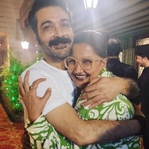 Rachna Banerjee Instagram - The most Dashing❤️ Handsome❤️ Charming❤️ Hero 
Thank you @prosenstar for the lovely evening...had a great time.
You are evergreen as always...
You have again proved it that 
LIFE STARTS AFTER 50
God bless you always
Love you always 💓 
Good to see my friends @senguptajisshu
@yourkoel
@mimichakraborty @ruman_ganguly

 #RachnaBanerjee #actress #entrepreneur #businesswomen #instagood #instalike #instagram #instapostoftheday #memories #goodvibes #goodtime #like #like4like #likesforlikesback #likeforfollow #follow #followers