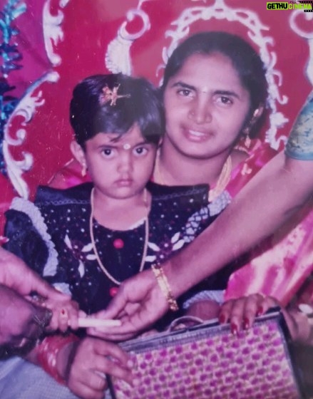 Radhika Preeti Instagram - Happieee b'dy "En Devadhai"🌎🥹 My azhagu mummy I love you so much..❤️yu have always been the light in my darkest moments..!! Your more then juz my mother yu are the heart and soul of our family ...there's nothing more precious then you ,my wonder women ❤️ I could never imagine my life without I would do anything juz to see yu smile mummy❤️❤️ I will someday make you very proud mummy....tanq for all your sacrifices..and for all the pain you have gone through papa..❤️your still fighting n baring everything for us 🥺I am forever grateful to yu .. You be the world's best mother...❤️😘😘 I love you ❤️ I love you ❤️I love you ❤️ I love you ❤️ I love you ❤️ I love you ❤️ I love you ❤️ I love you I love you to the moon n back mummy ....🌎😘❤️ @preethi.geetha 🌎❤️😘