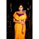 Raksha Gowda Instagram - 💫 MUA @rakshithareddy__artistry Hair @hairstyle_by_rajeshwari Design&outfit @saitanarya PC @vikasphotofactory