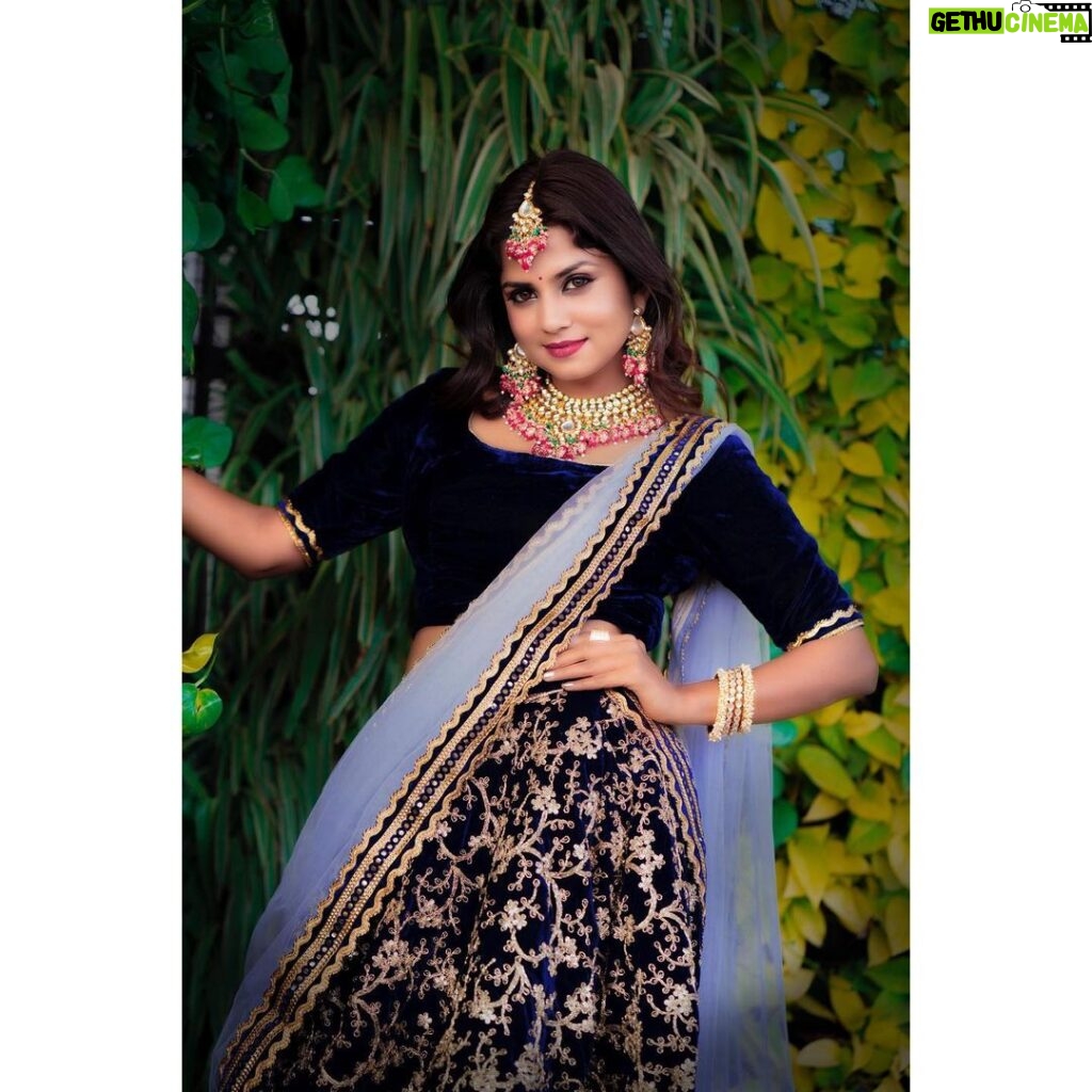 Raksha Gowda Instagram - 💕 Design&outfit @_bindu_dg_official M&H @makeupbynandininr @hairstylist__sujatha.r Jewellery @nr__jewellery PC @aakriti_productions
