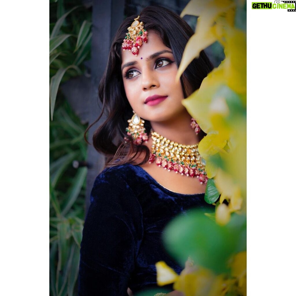 Raksha Gowda Instagram - 💕 Design&outfit @_bindu_dg_official H&M @makeupbynandininr PC @aakriti_productions