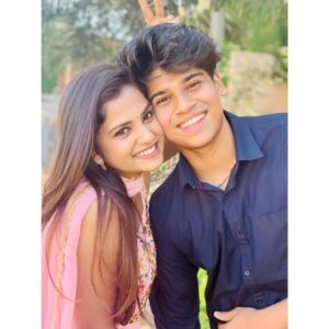 Raksha Gowda Instagram - My small cute and sweet brother 😘😘 Love you akkuuuuuuuuuuu 💕
@_akshay__g