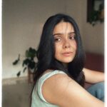 Rashmi Agdekar Instagram - Post self-test mandatory photoshoot 🌝 Rashmi unfiltered found in last slide 👽 #selftapemakeupmusing #shotoniphone #actress #actorslife #selfportrait