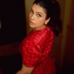 Rashmi Agdekar Instagram – I had to …
HAD TO !!!!🎟️

📸 by @smritimdutta 
Styling – @its_mariyamm 
Hair – @hairbyprem 
Make-up – @shreeyasalvi_
Outfit – @shop.aeae 

#reelitfeelit #instareels #barbie #fashion