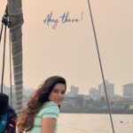 Rashmi Agdekar Instagram – Living the 🛥️ life with @fortuneindiasailing 🌊

#vitaminsea #sailing #arabiansea #mumbaisailing #yachtlife 💙