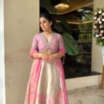 Rashmi Agdekar Instagram - Had a moment in this beautiful @bandananarulaofficial lehenga 💕 Finally Styled by the lovely @madhulika.kapilavayi 🌸 Jewellery- @rajmankaofficial ✨ Thank you for dressing me up!! Videos by @ojaskolvankar 💜 #indianwear #indianwedding #twirlgirl #bridesmaidoutfit #reels #reelitfeelit