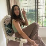 Rashmi Agdekar Instagram – It’s a 🪑 Affair 💕

Thank you @the_gileteen for this customised chair .. I love it 🙏🏼

#shoplocal #indianartisans #vocalforlocal #indiancraftsmanship #homedecorlovers