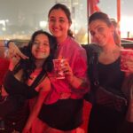 Rashmi Agdekar Instagram – Teenage dream of watching them Live 🥹 
@imaginedragons @cigsaftersex @thestrokes & many more ❤️
A weekend done right at @lollaindia ⚡️

Thank you @budweiserindia @budweiserbeats for making this happen✨

#GetYourBeatsOn #BudXLolla
#lollapaloozaindia
