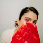 Rashmi Agdekar Instagram - INSPI(RED) 🍄 📸- @smritimdutta Hmu- @athirathakkar Stylist - @tejashreeraul Jewellery- @batoki.art #fashion #editorialportraits #makeup #expimental