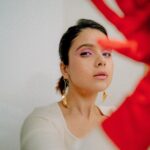 Rashmi Agdekar Instagram - Outtakes from a recent shoot w/ @rashmiagdekar_ Stylist: @tejashreeraul HMU: @athirathakkar Earrings by @batoki.art . . . #sonyalpha #portraits #portraitphotography #photooftheday #photocinematica #filmlooks #red #gloves #whites #fashion #35mm #grains Mumbai, Maharashtra