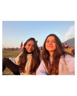 Rashmi Agdekar Instagram - 10 frames of Bir 🌸

What a mesmerising trip this was 😍

#bir #himachal #incredibleindia #travelwithme #explorepage #buttonnosetravels