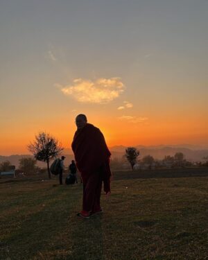 Rashmi Agdekar Instagram - 10 frames of Bir 🌸

What a mesmerising trip this was 😍

#bir #himachal #incredibleindia #travelwithme #explorepage #buttonnosetravels