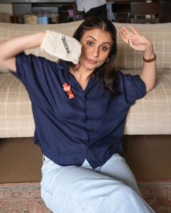 Rasika Dugal Instagram - Found these during Diwali cleaning! Thank you for this super memorabilia @excelmovies @primevideoin. Five years of happily wearing this badge... and looking forward to more... अब मुझे भी बता दो season 3 कब आ रहा है! 🤣 #5YearsOfMirzapur @yehhaimirzapur @pankajtripathi @alifazal9 @vikrantmassey @divyenndu @battatawada @iamkulbhushankharbanda @shriya.pilgaonkar @harshita1210 @amit.sial @anjumsharma @faroutakhtar @ritesh_sid #PuneetKrishna @gurmmeetsingh @mihirbd @vineetkrishna01 @rajeshtailang @sheeba.chadha @manurishichadha @anangsha @nehasargam #Mirzapur #BeenaTripathi