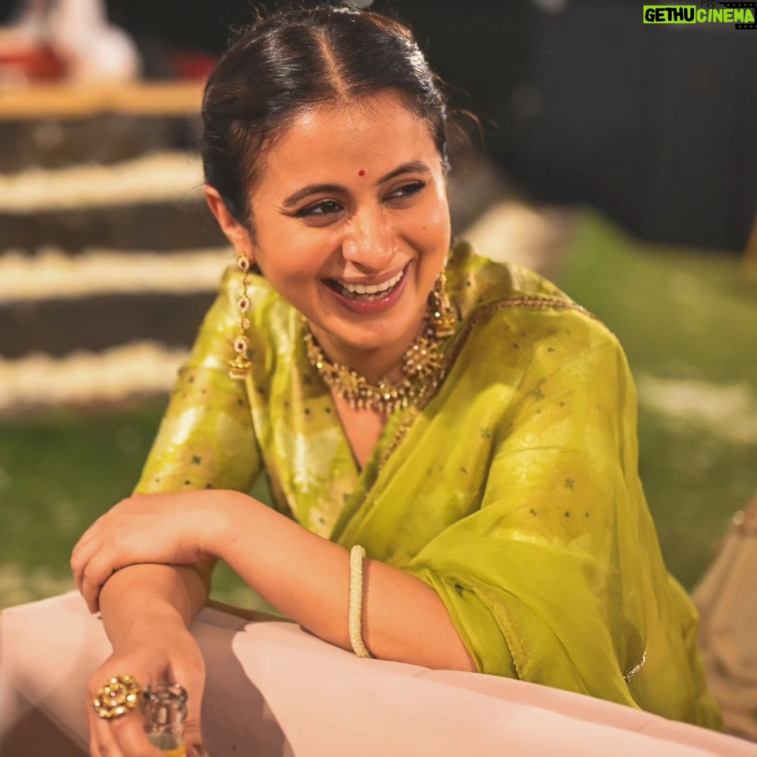 Rasika Dugal Instagram - In my groove when with my tribe π. A night spent dancing to good Punjabi music, eating garam chola kulcha and giggling endlessly... is a night to remember. Congratulations Bhakti and Brian. Such a fun fun wedding β€οΈ. @bea_pea @briannewham Thanks @pajamatots for capturing these moments (and, in fact, making some of them happen #AppuGhar π). Full marks for the groupfie attempt guys! @siddharththakur @enjay29 @mukulchadda @adtee_seshu @rehana__munir @appukhera @avehimenon @deepakyen #NaveenNair #FaizaAhmadKhan. Missed you @thomascherian Also, I am still tripping on #excuses @ap.dhillxn