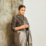 Rasika Dugal Instagram – 🌗

Outfit: @raw_mango 
Jewellery: @aaharya 
MUA: @mayura_makeup_hair 
Hairstyling: @vithikajaiswal
Styling: @who_wore_what_when
📸: @sagarmohite96