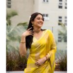 Regina Cassandra Instagram – Kaalai Vanakkam ✨🙏🏽
@sobariko @kalyanjewellers_official @jenimakeupartist07 @hairbydrishya @soigne_official_ @mukil_vendhan_photography