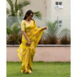 Regina Cassandra Instagram – Ellamey nEe dhaan…. 
@soigne_official_ @sobariko @kalyanjewellers_official @hairbydrishya @jenimakeupartist07 @mukil_vendhan_photography