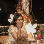 Reshma Muralidharan Instagram - More than i write you can see, feel my happiness in it .. 🙈🥹 thank you musee @madhanpandian 🖤 for this beautiful unexpected dinner date surprise .. who doesn't love a date 😉 .... This place is where we got married and that was the most surprising thing 🙈🥹 .... lots and lots of love and hugs to you 💋 muah ... once again Thank you @sppgardens you always give what we want and this beautiful idea you have came up with will make so many people happy in tears surprising their loved ones family friends ..😍❤️ once again thank you😊 And @jenovin_05 and his team did a great great job they gave us privacy and at the same time so many Beautiful pictures for memories 🥹❤️ thank you team Photography and video @crackjackphotography Location @sppgardens