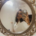 Reshma Muralidharan Instagram - Objects in the 🪞 mirror are danger than they appear .. Okay va !?!?!?!