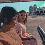 Reshma Muralidharan Instagram - Just Swipe Swipe Swipe ... #bangalore #photodumb #together #2023 ✨🧿