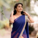 Reshma Muralidharan Instagram - 🫶🏽 📸 @camerasenthil @rrajeshananda Half saree by @ivalinmabia