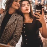 Reshma Muralidharan Instagram - Just Swipe Swipe Swipe ... #bangalore #photodumb #together #2023 ✨🧿