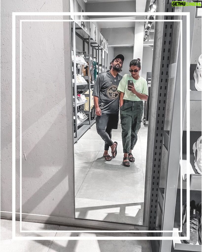 Reshma Muralidharan Instagram - Ooo We look amazing laaaaaa 😁