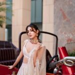 Rhea Chakraborty Instagram - Desi Flex 😌 #rhenew Outfit: @sawangandhiofficial Jewellery: @sanzanyjewels @karishma.joolry Styled by: @theanisha Assisted by: @maitriidesaii Intern: @sneha_n15 📸: @gyanendrapatidar @theretoucherbook