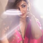 Rhea Chakraborty Instagram - My attempt at trying to be a Pataka 😅 Happy Diwali 🤍 Love and light to all of you ✨✨✨ Photography @dieppj Makeup @mehrasilky Styling @theanisha Outfit @labeld Earrings @sangeetaboochra Bracelets @minerali_store Rings @aquamarine_jewellery @sangeetaboochra Assisted by @maitriidesaii @sneha_n15