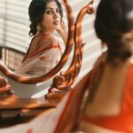 Rhea Chakraborty Instagram – Shubho Bijoya Dashami ✨
This is my Dida’s (grandmother) saree.100 years old. Something so special about wearing my ancestry 🙏 🤍

Captured by the most talented @awkwardbong @taaabus 🤍